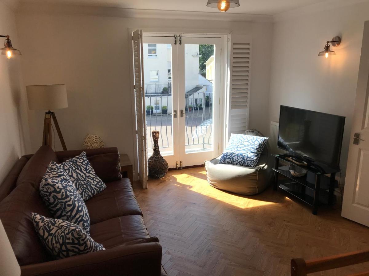 The Beach House Holiday Apartments ايستبورن المظهر الخارجي الصورة