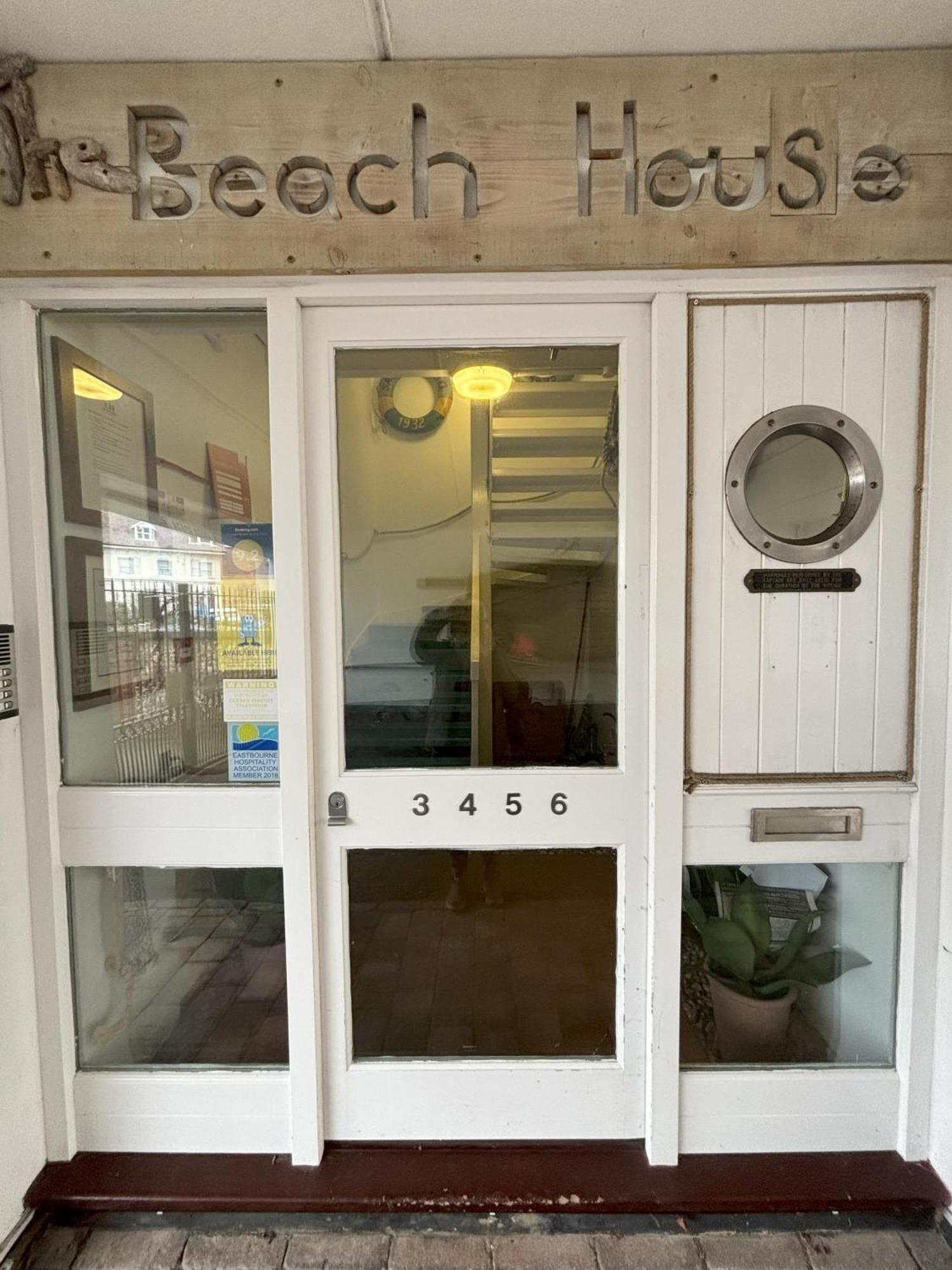 The Beach House Holiday Apartments ايستبورن المظهر الخارجي الصورة
